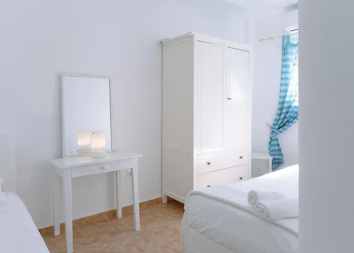 Lejlighed Mykonos White Villa, 5 Bedroom With Private Pool And Breakfast Kalo Livadi