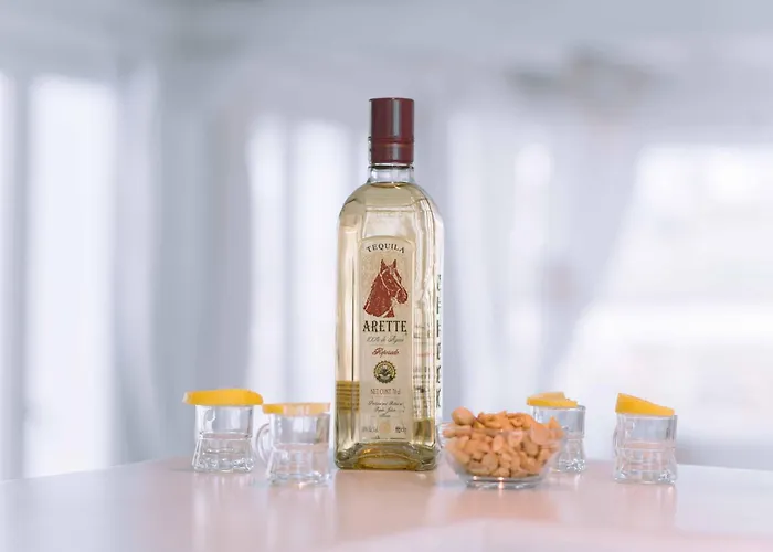 Mykonos White Villa, 5 Bedroom With Private Pool And Breakfast * Kalo Livadi