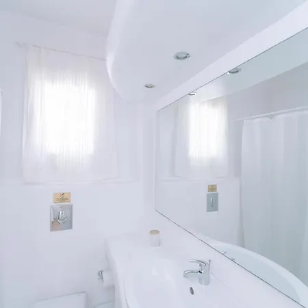 Mykonos White Villa, 5 Bedroom With Private Pool And Breakfast Apartman *